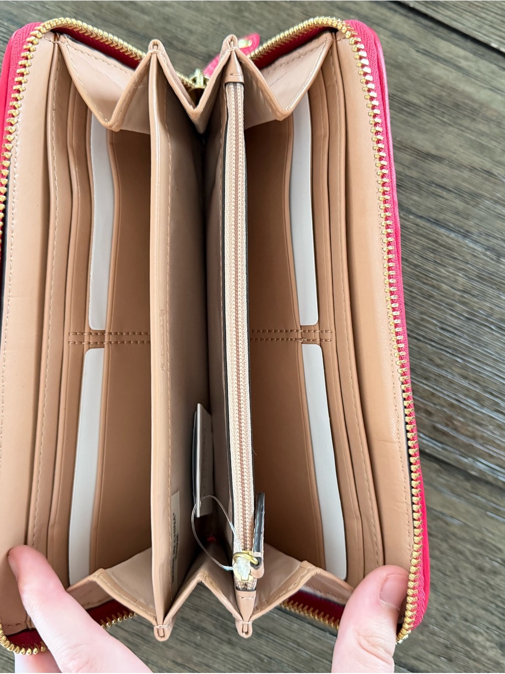 NWT Coach Raspberry Zip Madison Around Wallet - Picture 3 of 5